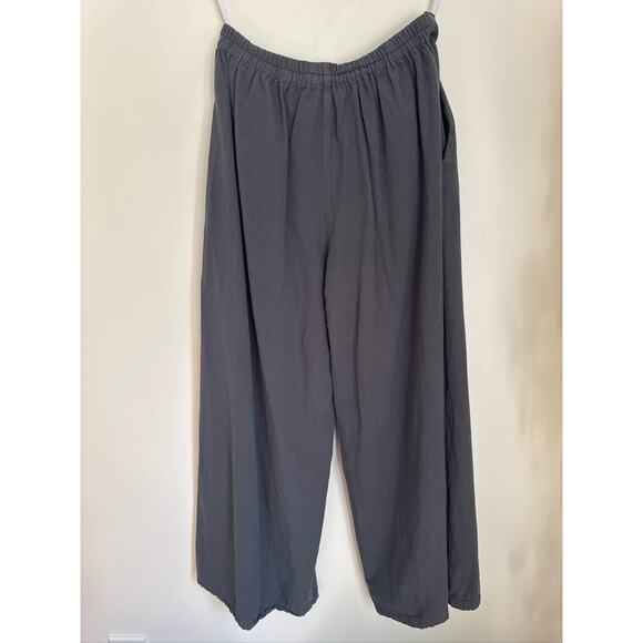 Simply Cotton by Cecilia Nathal Wide Leg Button-Front Cotton Pants in Gray - Picture 4 of 5